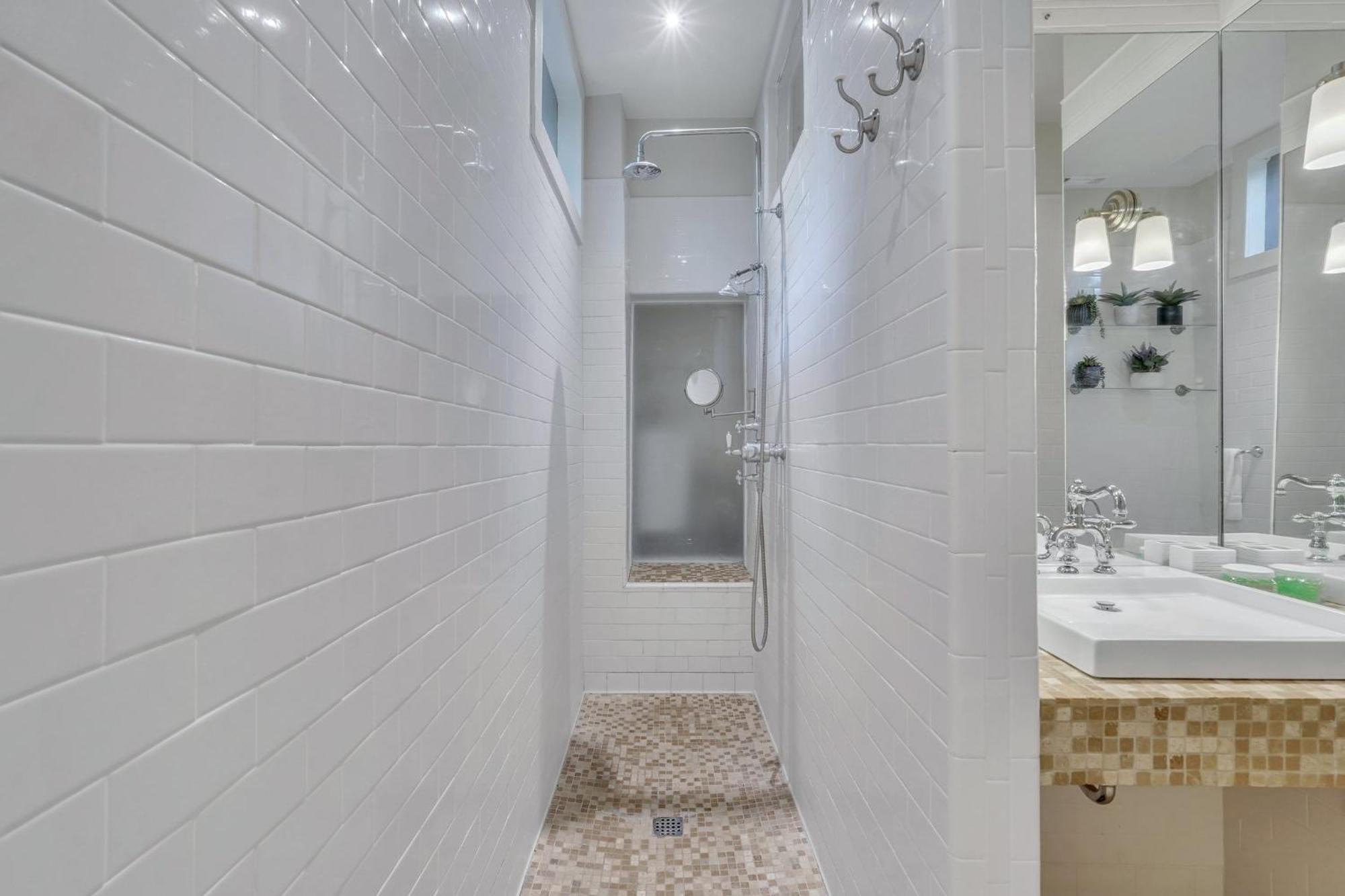 Вилла The Lincoln Loft, Near Forsyth Park With Free Parking Саванна Экстерьер фото